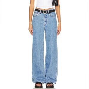 Levi's Ribcage Straight Jean